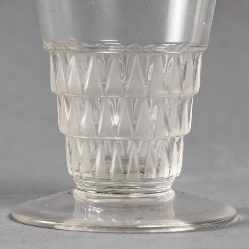 1930 René Lalique - Suite   10 verres à vin Bourgueil - BG Arts