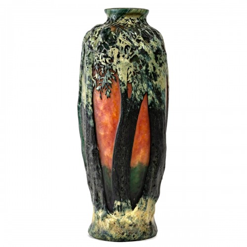 1900 Daum Nancy - Vase à décor d’arbres et village - Verrerie, Cristallerie Style Art nouveau