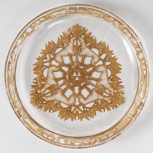 1914 René Lalique - Paire d'assiettes plats "Chasse Chiens" - Verrerie, Cristallerie Style Art nouveau