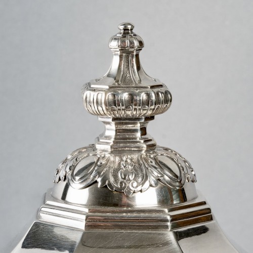 XIXe siècle - Odiot - Centre de table en argent massif