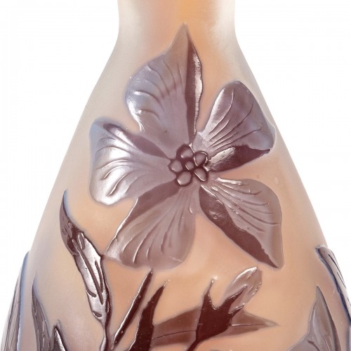 Glass & Crystal  - Emile Gallé - Vase &quot;Purple Flowers&quot;