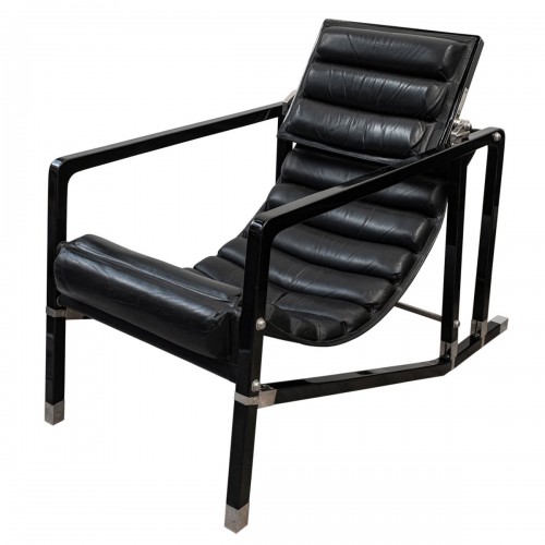 Eileen Gray - Ecart International - Transat cuir noir et bois laqué noir