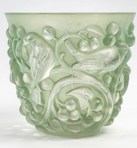 Verrerie, Cristallerie  - 1921 René Lalique - Vase Avallon