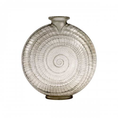 1920 René Lalique - Vase Escargot