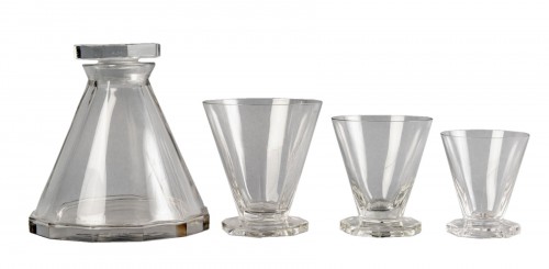 1935 René Lalique Set Of Quincy Glasses - 37 Pieces (36 Glasses 1 Decanter)