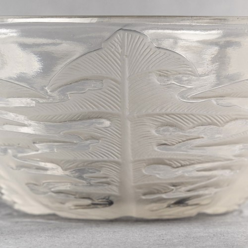 Glass & Crystal  - 1924 René Lalique - Set Of 12 Pissenlit Glass Bowls