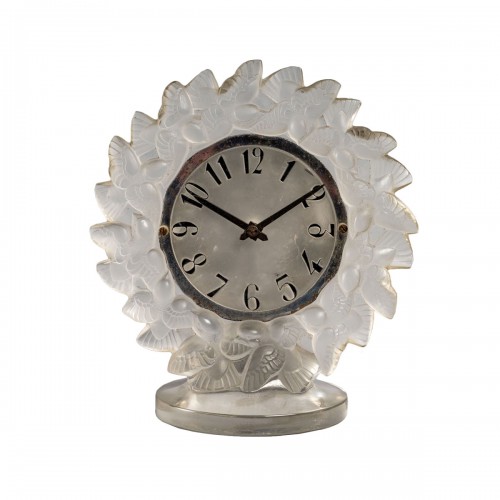 1931 René Lalique - Clock Roitelets Omega Mechanical Movement