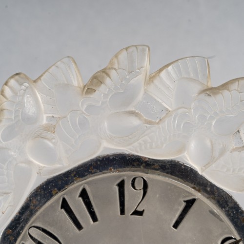 Horology  - 1931 René Lalique - Clock Roitelets Omega Mechanical Movement