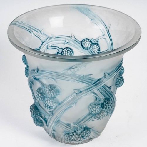 Verrerie, Cristallerie  - 1930 René Lalique - Vase Mûres