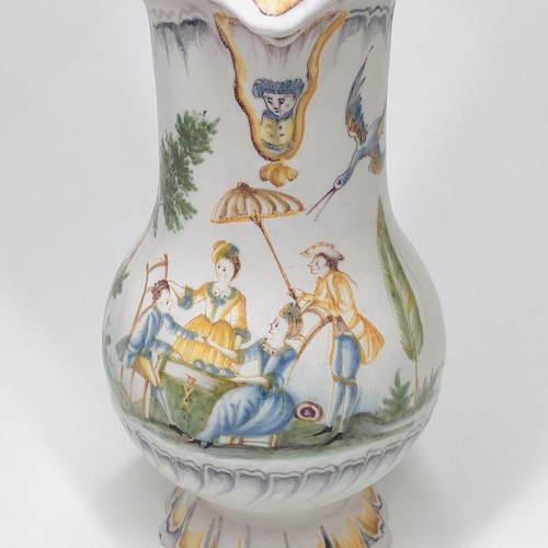 Varages Pitcher decorated with  &quot;The marriage contract&quot; - Eighteenth cent - Louis XVI
