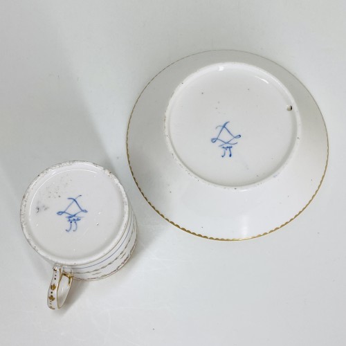 Tasse en porcelaine tendre de Sèvres - XVIIIe siècle - Bils Céramiques