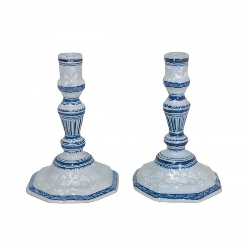 Pair of earthenware candlesticks from Saint-Amand-les-Eaux - 18 th century