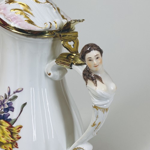 Verseuse en porcelaine de Meissen - XVIIIe siècle - Céramiques, Porcelaines Style Louis XV
