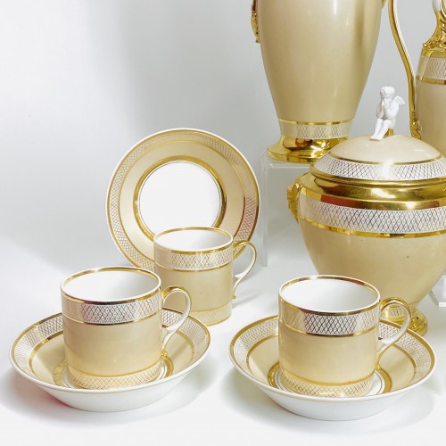 Paris porcelain coffee service, Manufacture de Dagoty Circa 1815-20 - Porcelain & Faience Style Empire