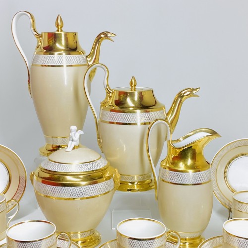 Céramiques, Porcelaines  - Service à café en porcelaine de Paris,  Manufacture de Dagoty vers 1815-20