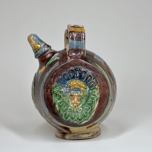 <= 16th century - Glazed earthenware barrel from Saintonge bearing the coat of arms of France