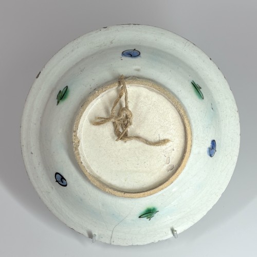 Plat en céramique d'Iznik à la palme Saz - Vers 1700 - Céramiques, Porcelaines Style Renaissance