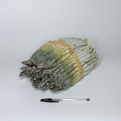 Céramiques, Porcelaines  - Deux trompe-l'oeil en forme de bottes d'asperges - Allemagne XVIIIe siècle