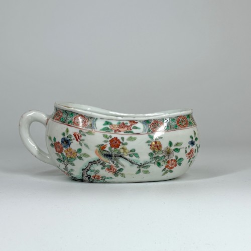 Asian Works of Art  - Famille verte Chinese porcelain Bourdaloue - Kangxi period (1662-1722)