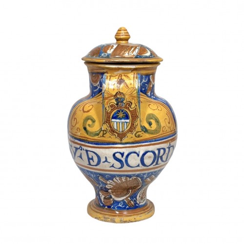 A seventeenth-century majolica pharmacy jar from Pesaro