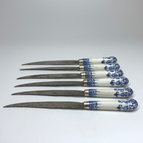 Set of Six Large Knives - Saint-Cloud Porcelain Handles - Eighteenth Centur - 