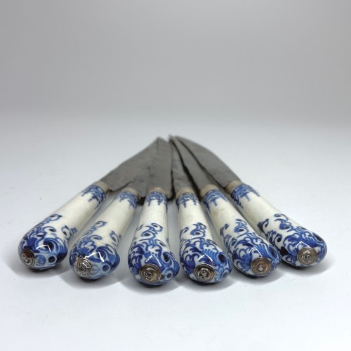 Set of Six Large Knives - Saint-Cloud Porcelain Handles - Eighteenth Centur - French Regence