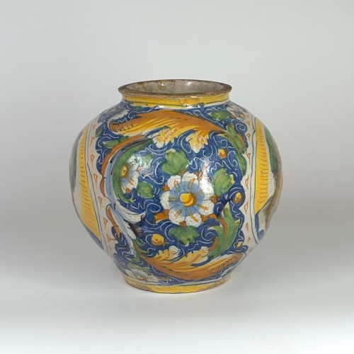 Porcelain & Faience  - Venetian Majolica Ball Vase - Sixteenth Century
