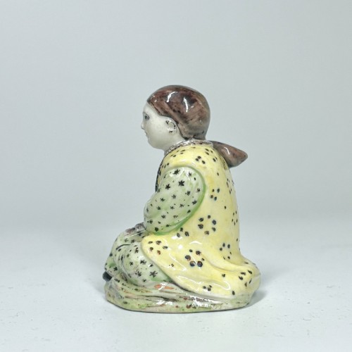 Mennecy soft-paste porcelain statuette Eighteenth century - Porcelain & Faience Style Louis XV