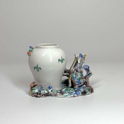 Chantilly soft-paste porcelain vase Circa 1735–1745 - Porcelain & Faience Style Louis XV