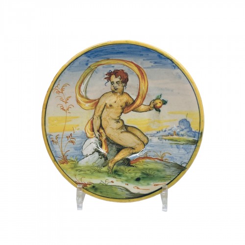 Small tondino in Venetian majolica - sixteenth century