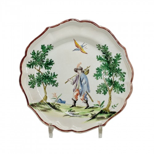 MilanFabrique Clerici - Plate decorated with a traveler  - 18th century