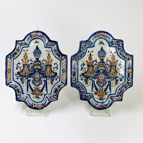 Pair of Delftware plaques with cashmere decoration - 18th century - Porcelain & Faience Style French Regence