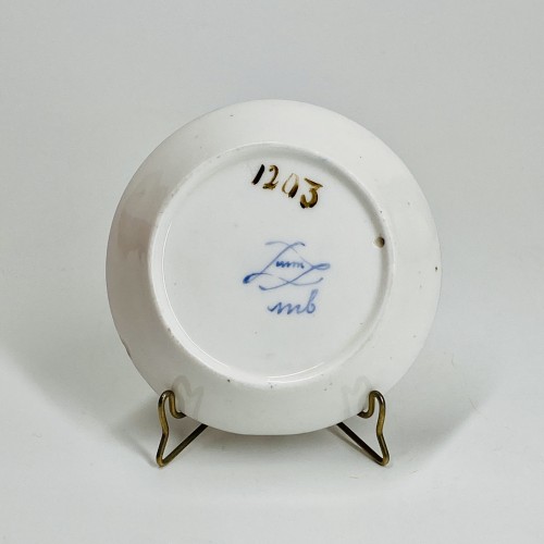 Tasse mignonnette en porcelaine tendre de Sèvres - XVIIIe siècle - Bils Céramiques