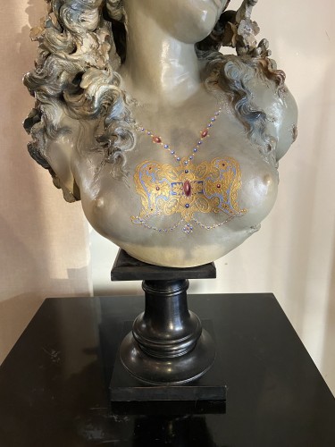 Céramiques, Porcelaines  - Buste de jeune femme - A. E. Carrier Belleuse (1824- 1887)