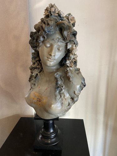 XIXe siècle - Buste de jeune femme - A. E. Carrier Belleuse (1824- 1887)