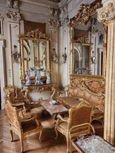 19th Century  Living Room In Golden Wood 
