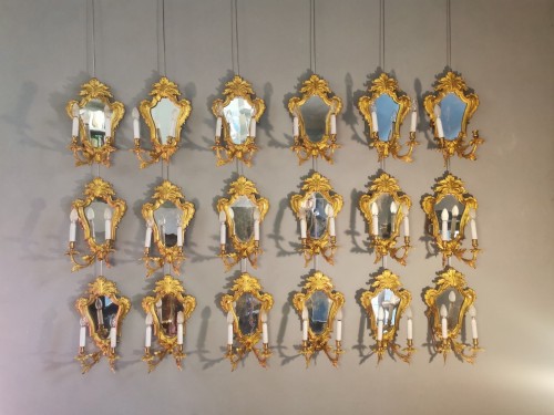 Napoléon III - Ensemble de 18 miroirs d'applique en bronze doré fin XIXe siècle