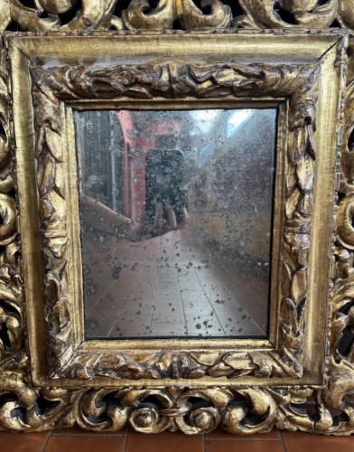 Miroir en bois doré sculpté, Italie XVIIe Siècle - 