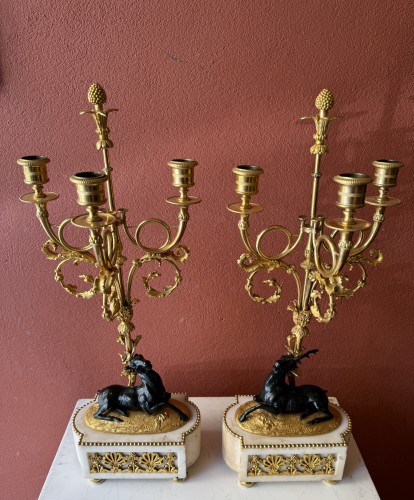 Paire de candélabres aux cerfs vers 1800 - Blue Antique - Enzo Gironi 