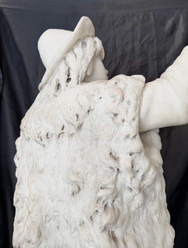 Antiquités - BAZZANTI Pietro Sculpture en marbre représentant "Jeune saltimbanque et son singe "