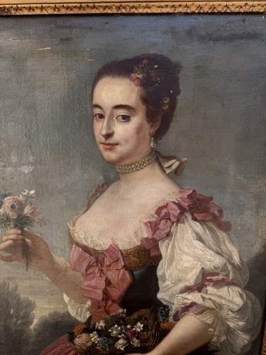 Portrait de dame de qualité à la corbeille de fleurs , Ecole française du XVIIIe siècle - Tableaux et dessins Style 