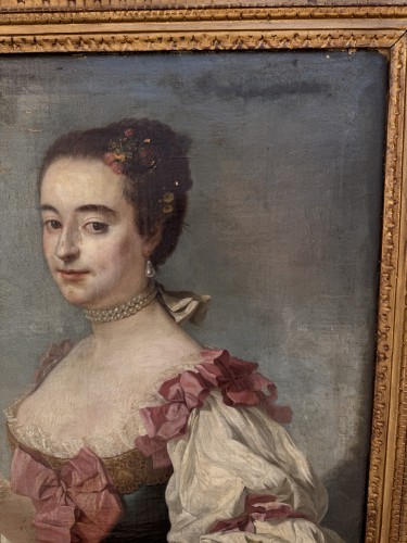 Antiquités - Portrait de dame de qualité à la corbeille de fleurs , Ecole française du XVIIIe siècle