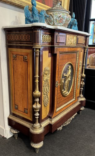 Meuble d'appui en bois de placage, marqueterie et bronze doré, attribué à Paul SORMANI Att. - Mobilier Style 