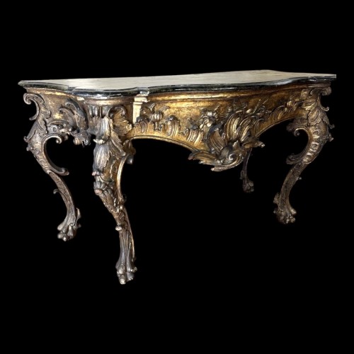 Pair of large 18th century gilt-carved wooden consoles - Furniture Style Louis XV