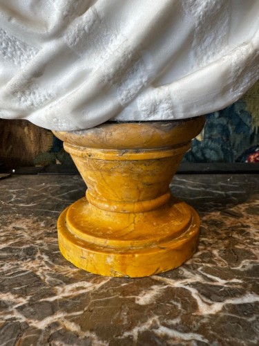  - Buste de jeune femme en albâtre fin XIXe siècle