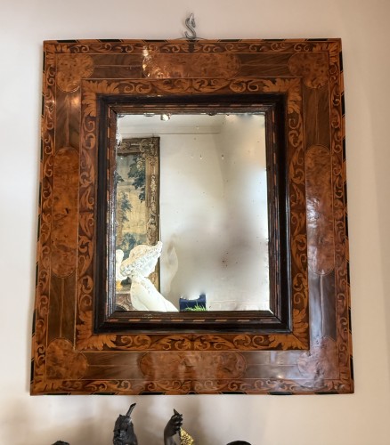 Antiquités - Thomas HACHE (1664-1747) - Miroir marqueté d'époque Louis XIV