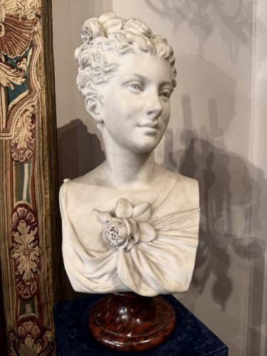 XIXe siècle - Antonio Giovanni LANZIROTTI (1839-1911) - Buste de jeune femme en marbre blanc