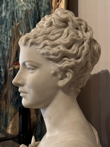 Antiquités - Antonio Giovanni LANZIROTTI (1839-1911) - Buste de jeune femme en marbre blanc