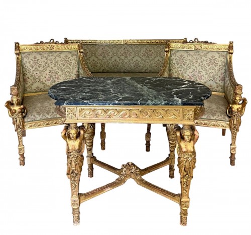 Salon Aux cariatides en bois sculpté et doré, vers 1840