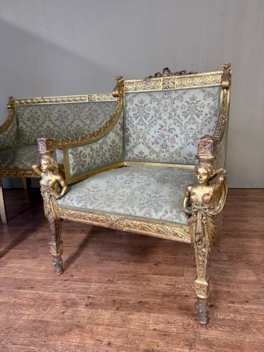 XIXe siècle - Salon Aux cariatides en bois sculpté et doré, vers 1840